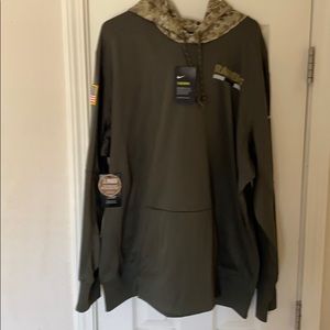 Raiders pullover sweatshirt Brand new with tags